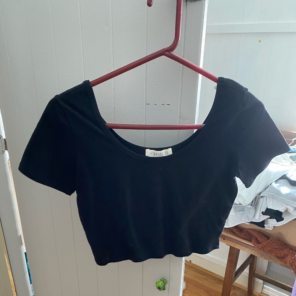 Black crop top